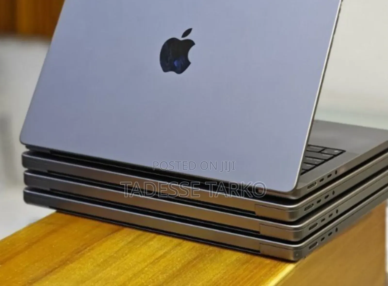 New Laptop Apple MacBook Pro M1 32GB Apple M1 Pro SSD 512GB