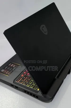 New Laptop MSI Vector 16 HX AI A2XWIG 16GB AMD Ryzen 9 SSD 1T