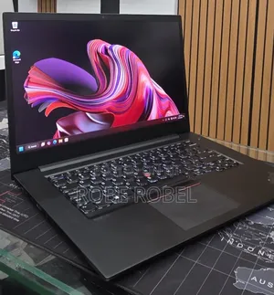 New Laptop Lenovo ThinkPad X1 16GB Intel Core i9 SSD 512GB