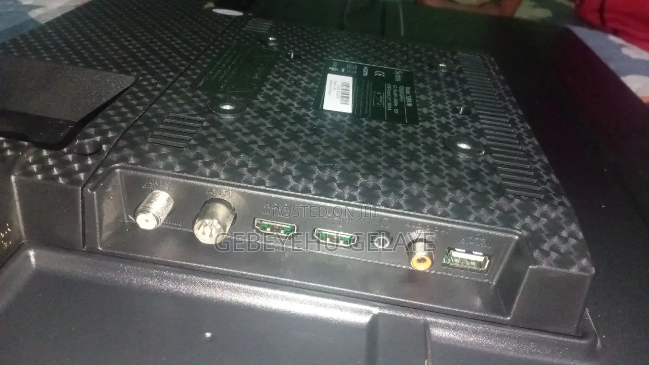 የሁለት አመት ጋረቲ አለዉእሪሲበር እራሱ ላይ አለዉአዲስ ነው ሁለት ወር ብቻ Used የሆነው ዋጋ 20.000