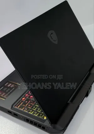 New Laptop MSI Vector 16 HX AI A2XWIG 16GB AMD Ryzen 9 SSD 1T