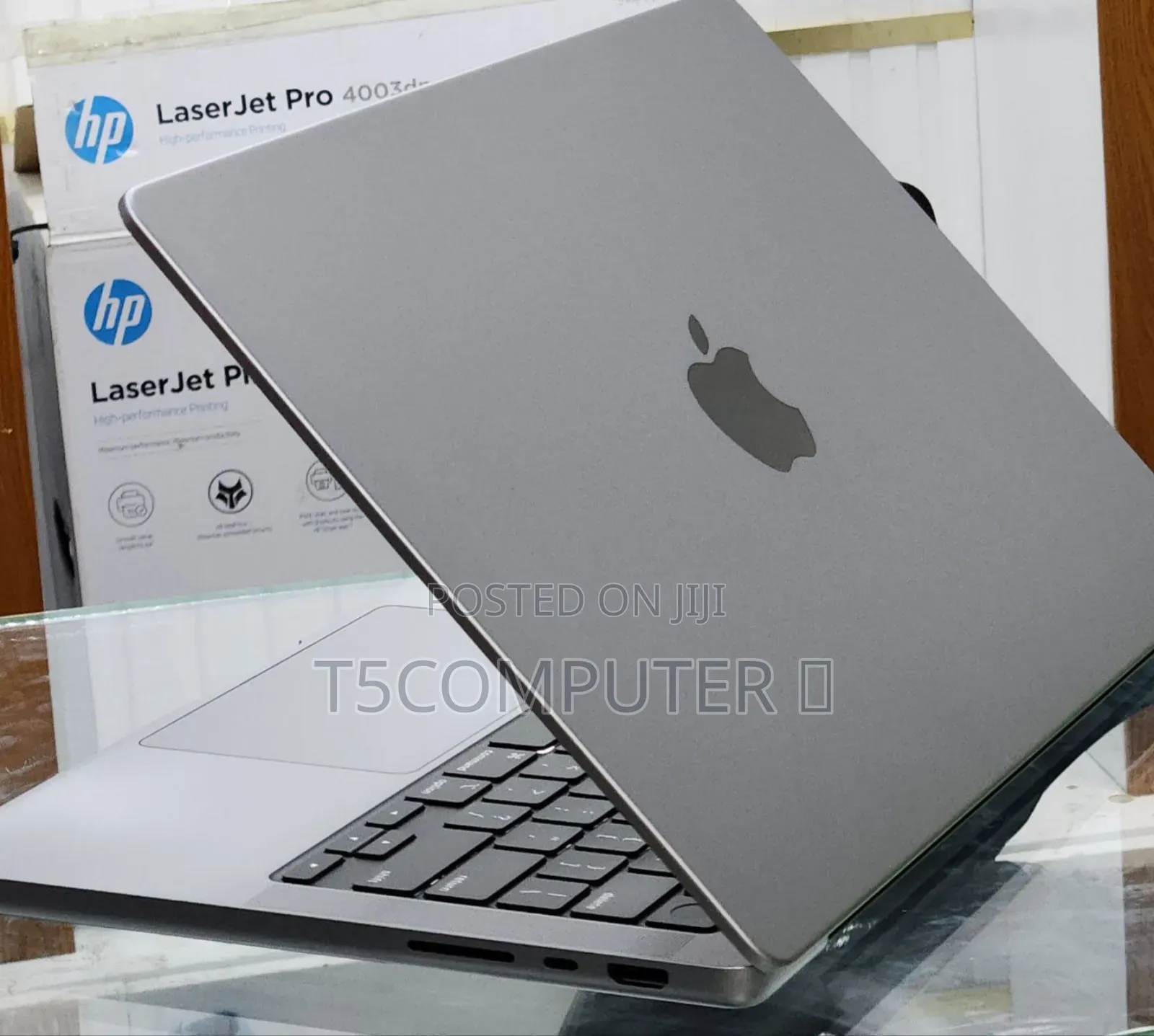 New Laptop Apple MacBook Pro M1 16GB Apple M1 Pro SSD 512GB