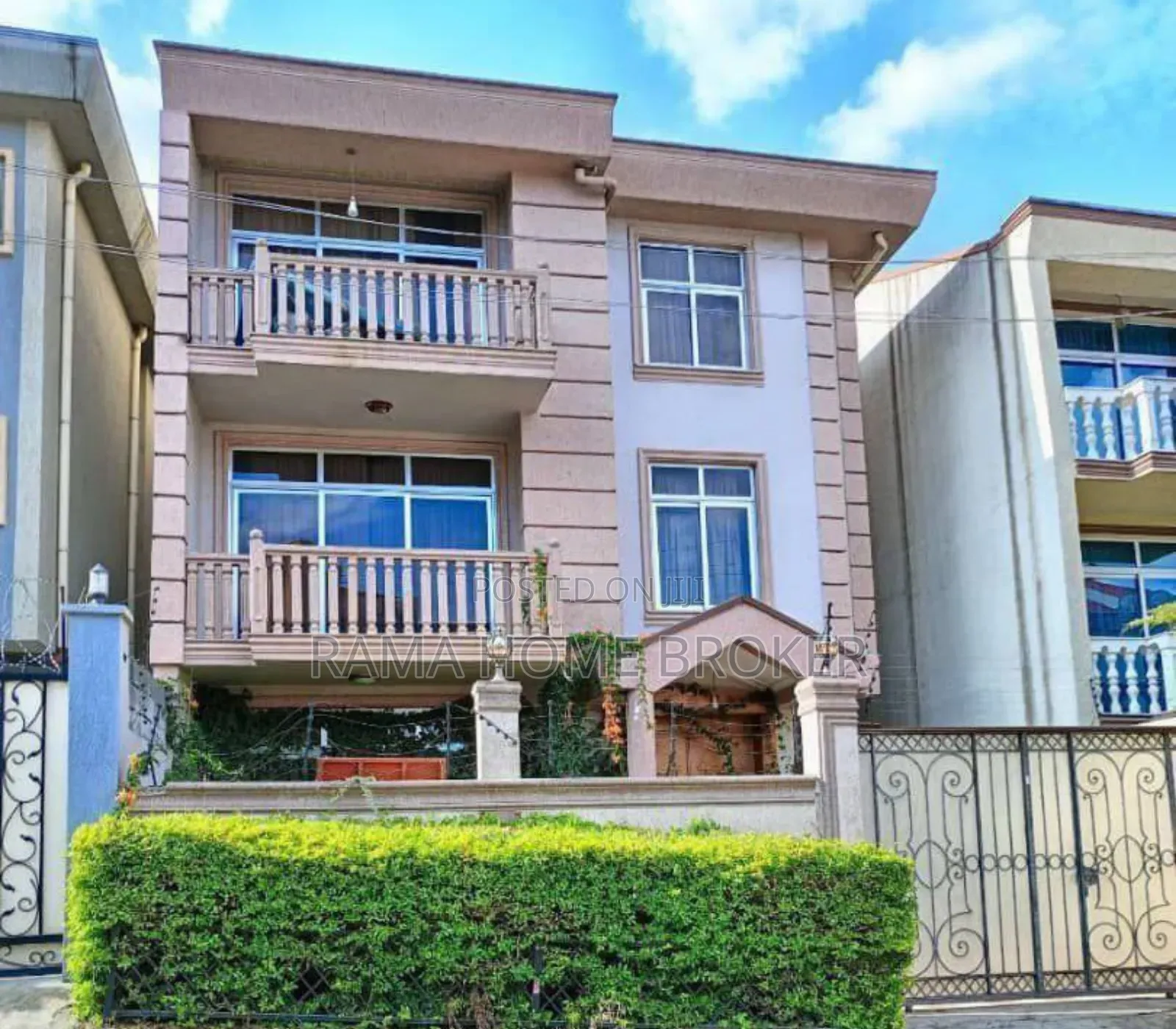Furnished 2bdrm Apartment in ሰሚት, Yeka for sale