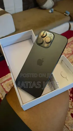 New Apple iPhone 16 Pro Max 256 GB Black