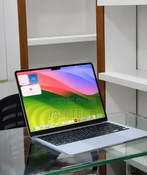 New Laptop Apple MacBook Air 2025 M4 13-inch 16GB Apple M4 SSD 256GB