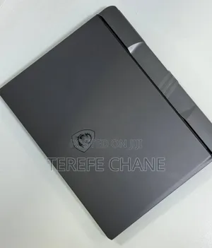 New Laptop MSI Vector 16 HX AI A2XWIG 16GB AMD Ryzen 9 SSD 1T