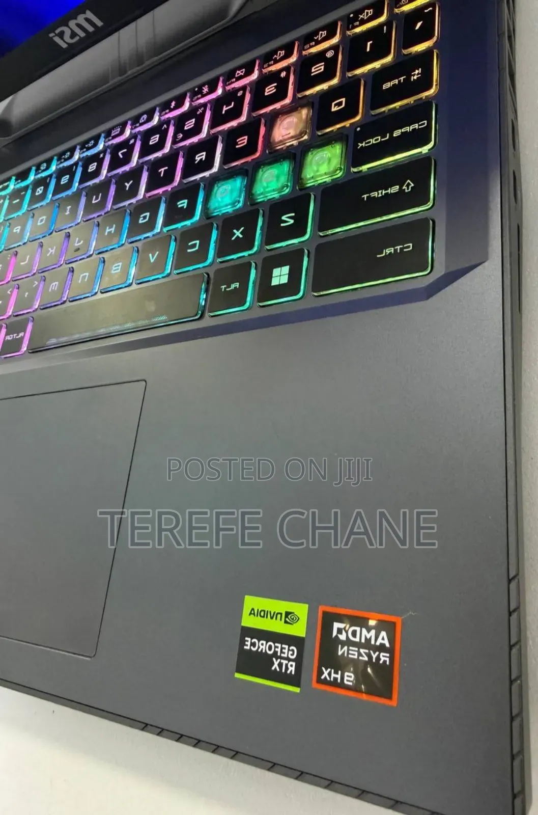 New Laptop MSI Vector 16 HX AI A2XWIG 16GB AMD Ryzen 9 SSD 1T