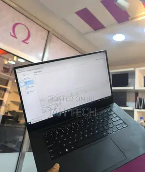New Laptop Dell Precision 5520 16GB Intel Core i7 SSD 512GB
