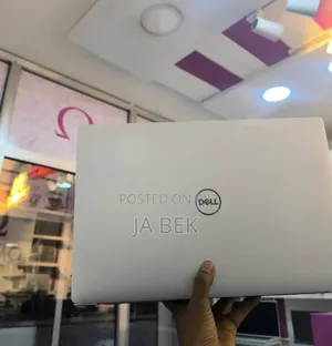 New Laptop Dell Precision 5520 16GB Intel Core i7 SSD 512GB