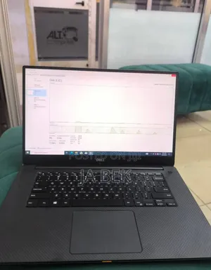 New Laptop Dell Precision 5520 16GB Intel Core i7 SSD 512GB