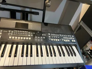 Yamaha Sx600 Keyboard (5 Months Used )