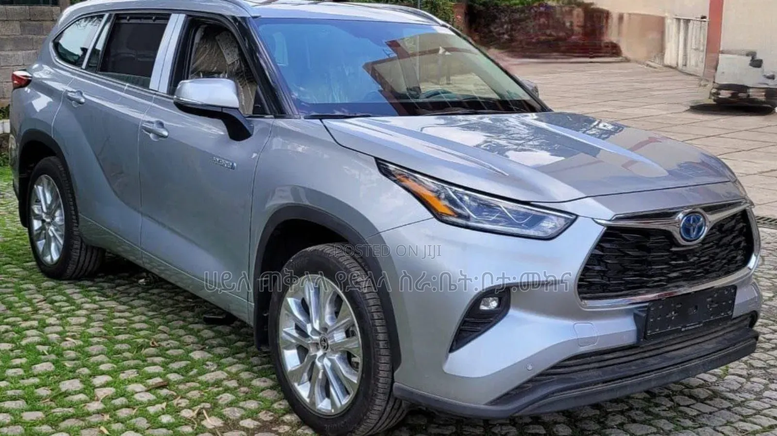 New Toyota Highlander Hybrid 2023 Silver