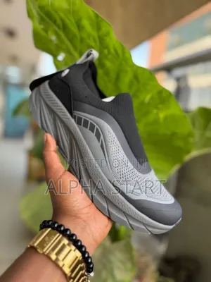 በድጋሚ ገብቷል Goupu Comfort Skechers Col Made in Vietnam
