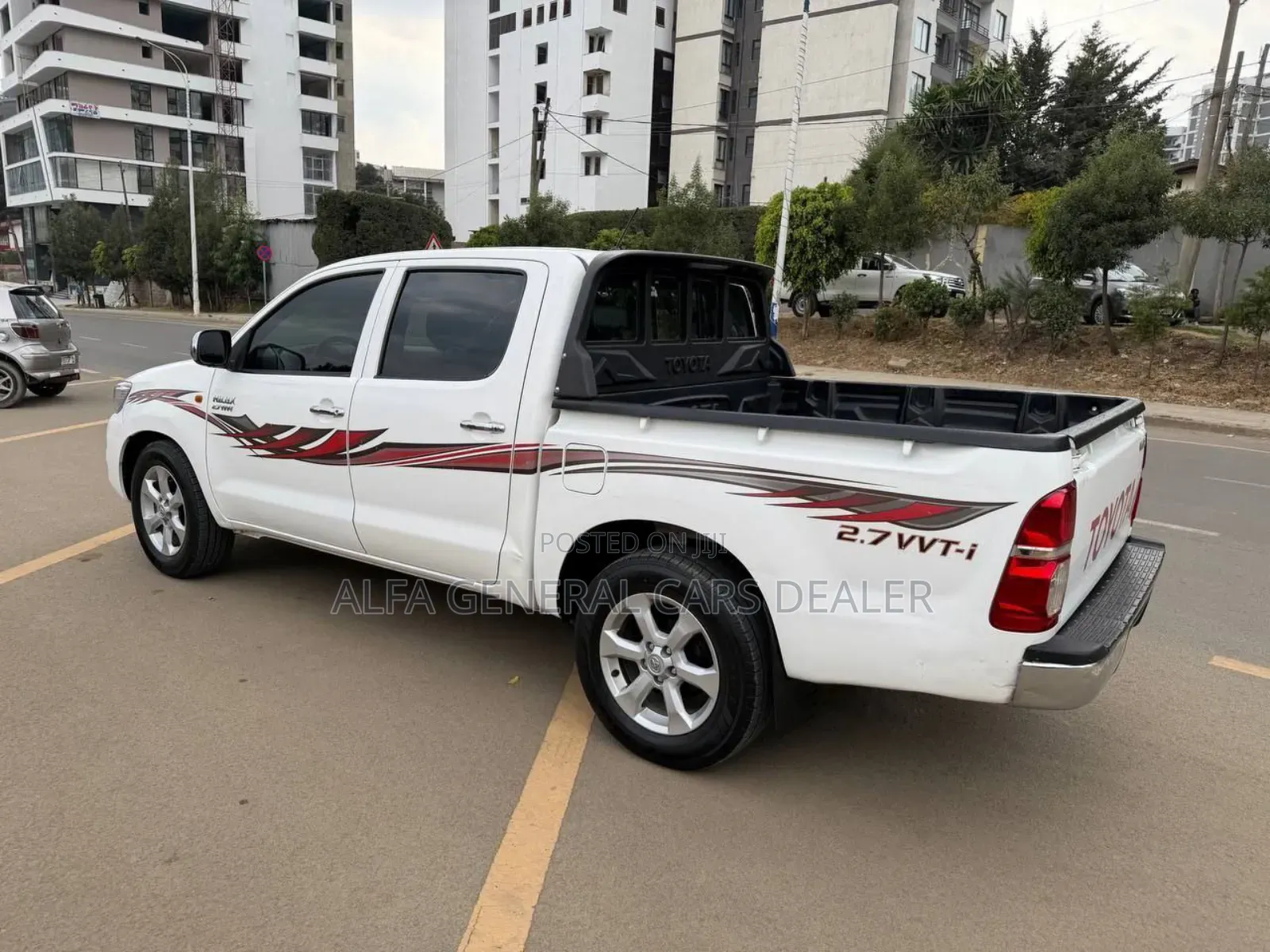 Toyota Hilux 2015 White