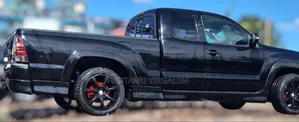 Toyota Tacoma X-Runner V6 2012 Black