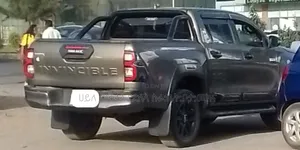 Toyota Hilux 2022 Gold