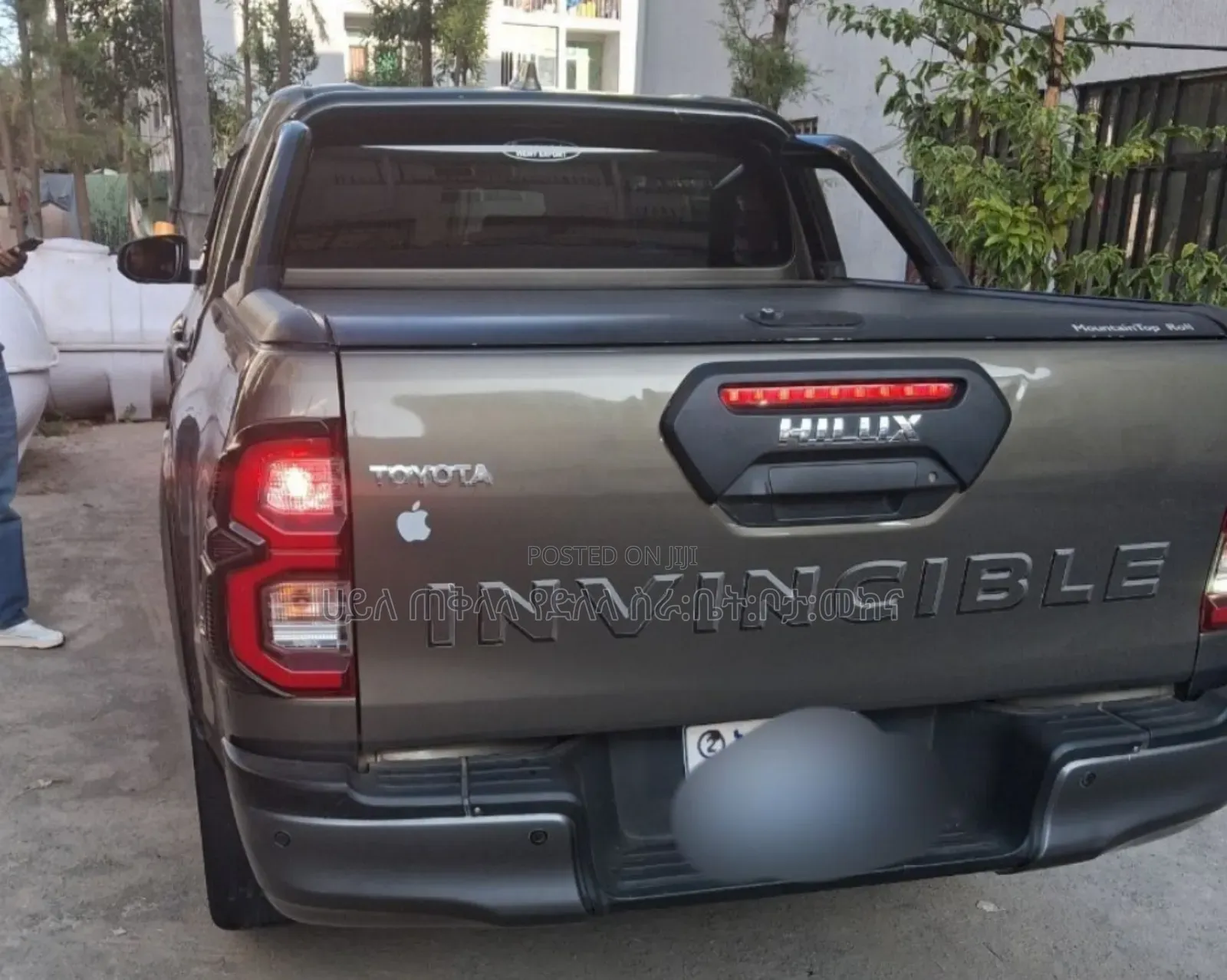 Toyota Hilux 2022 Gold