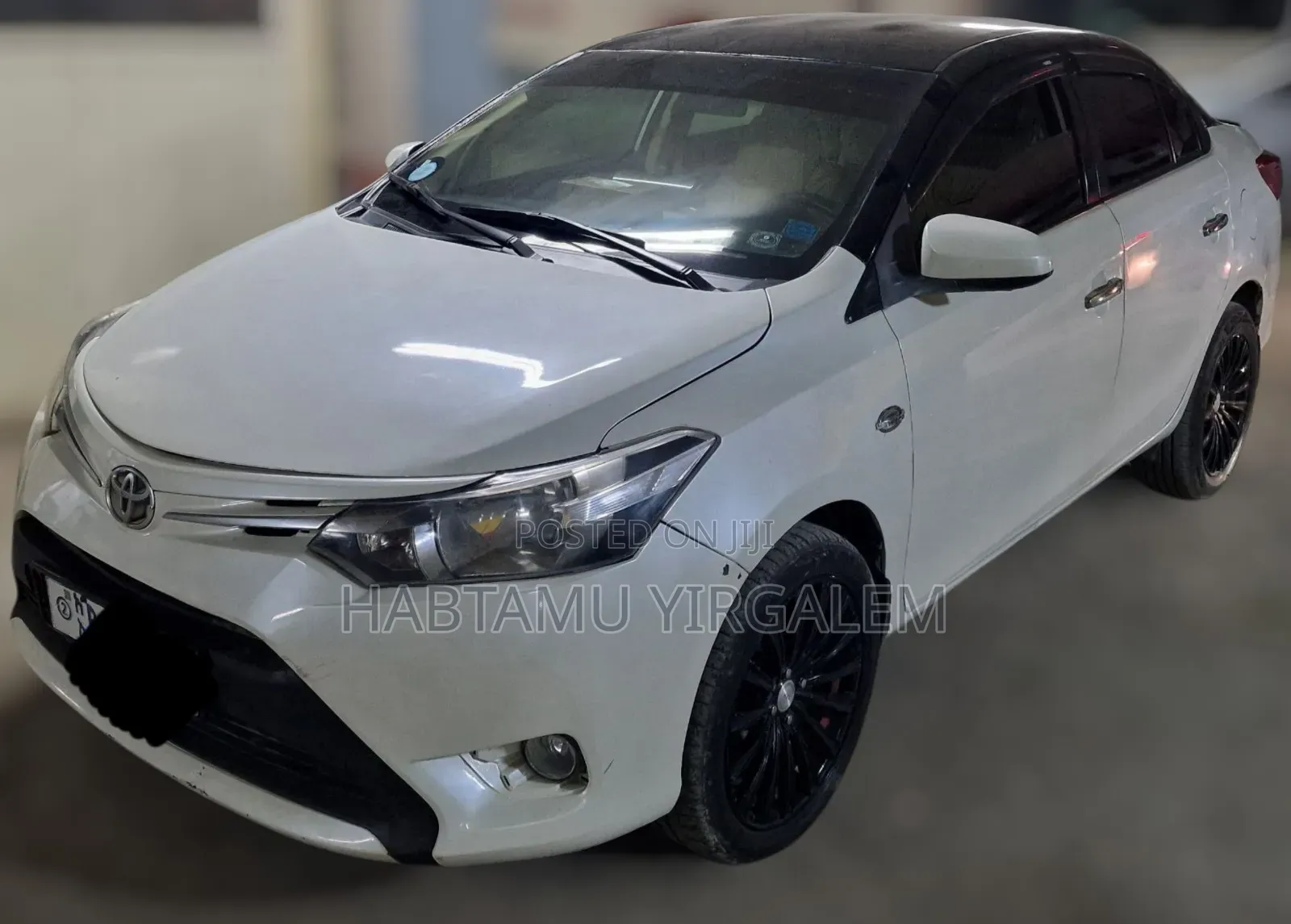 Toyota RAV4 2012 White