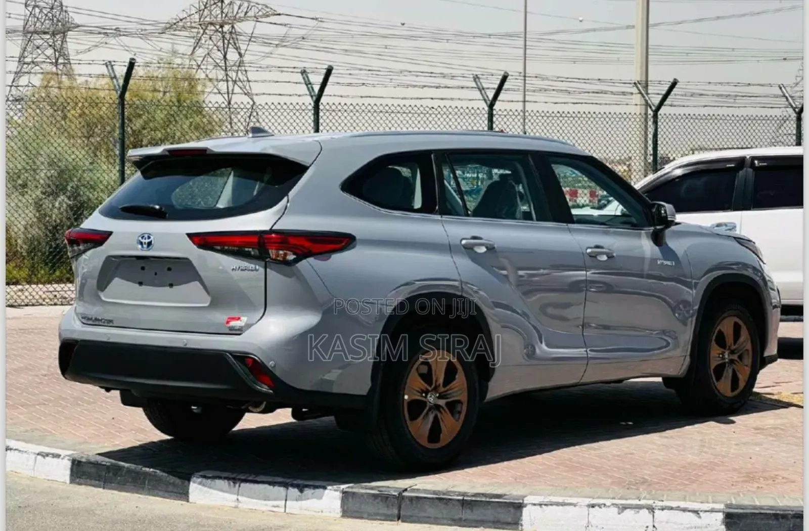 Toyota Highlander Hybrid Limited 2024 Blue