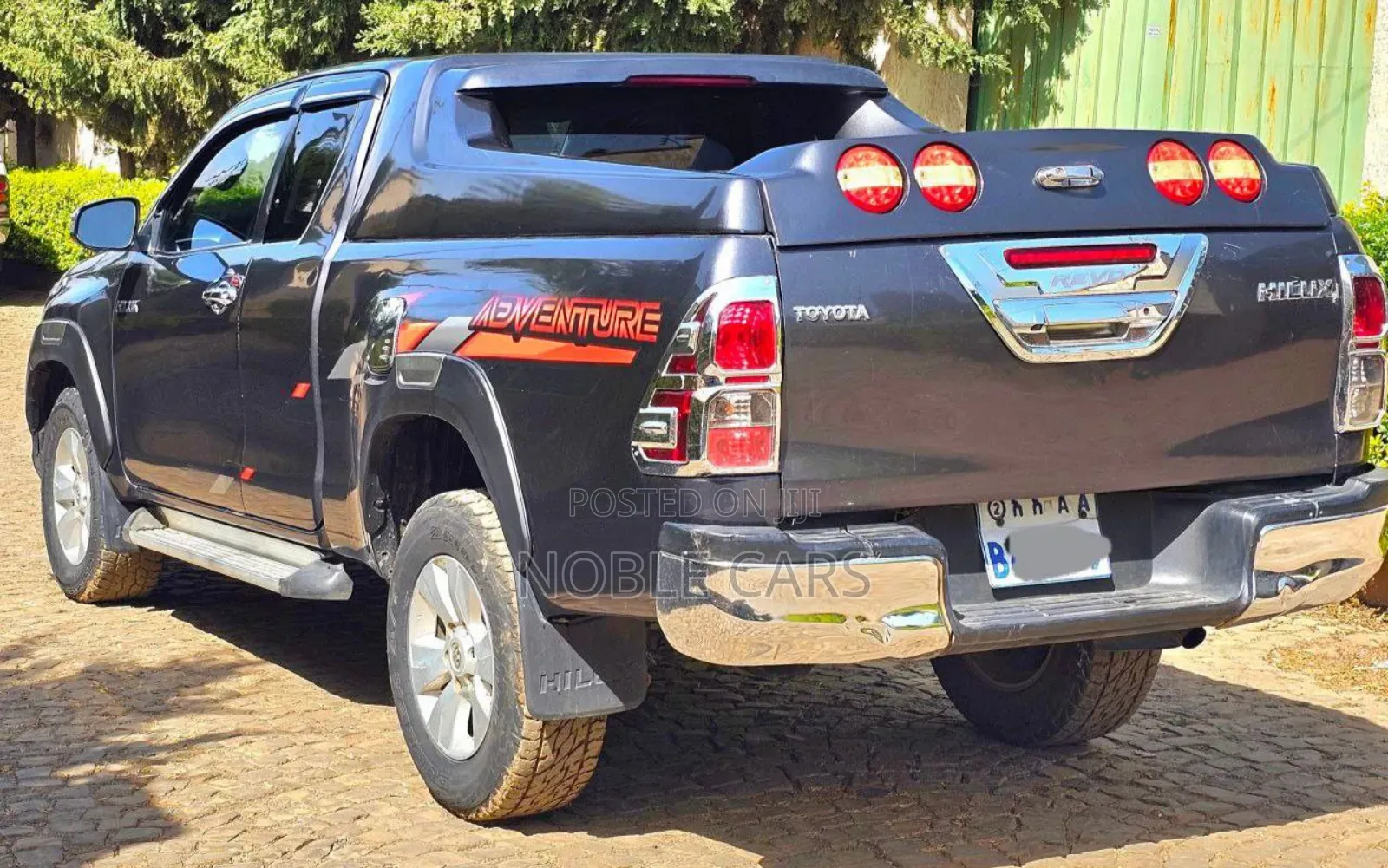 Toyota Hilux 2020 Gray