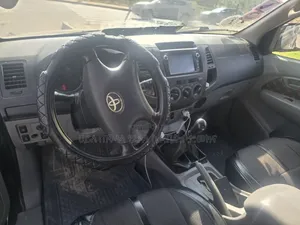 Toyota Hilux 2007 Green