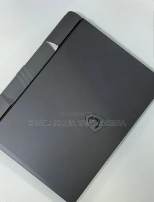 New Laptop MSI Vector 16 HX AI A2XWIG 16GB AMD Ryzen 9 SSD 1T