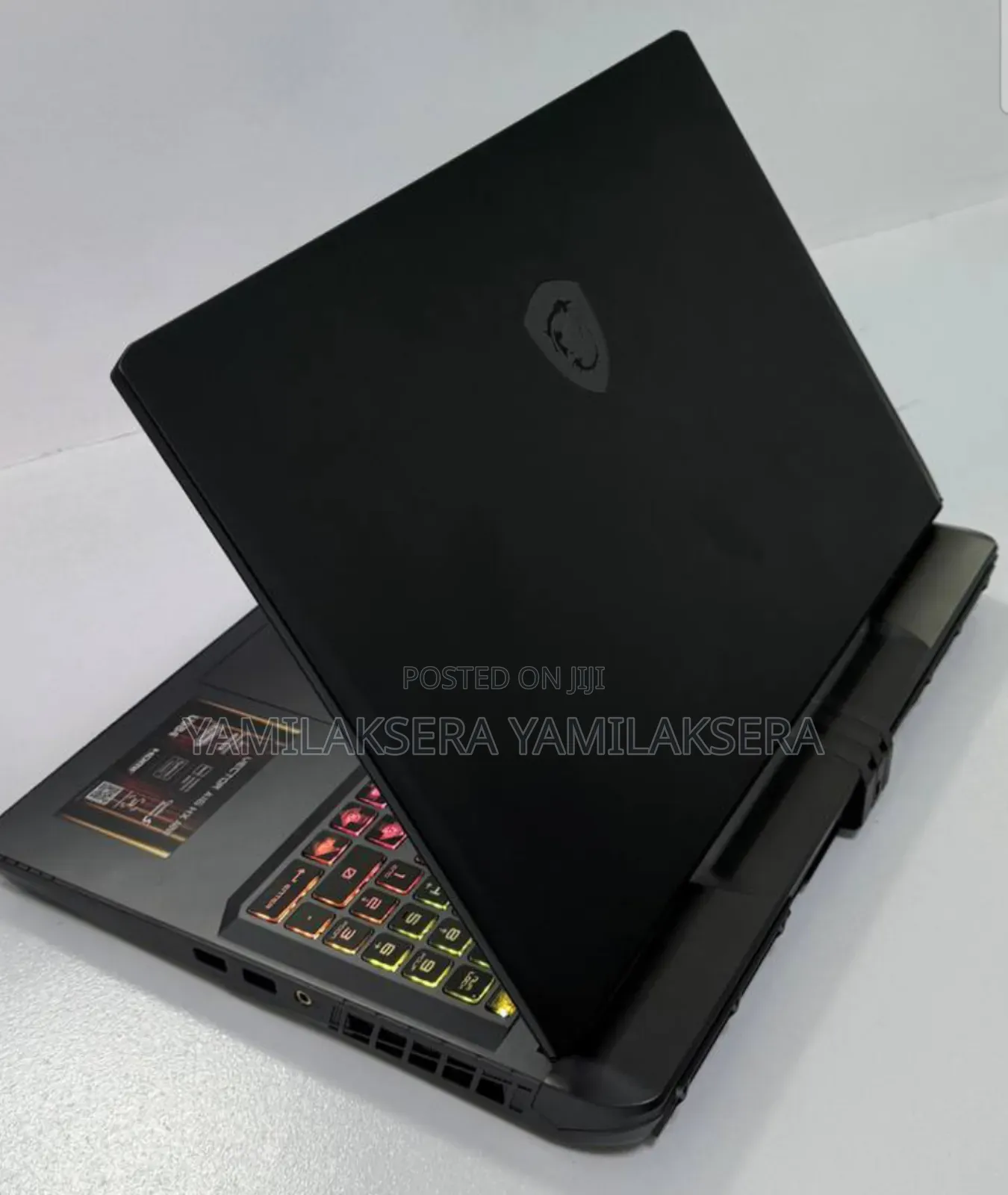 New Laptop MSI Vector 16 HX AI A2XWIG 16GB AMD Ryzen 9 SSD 1T
