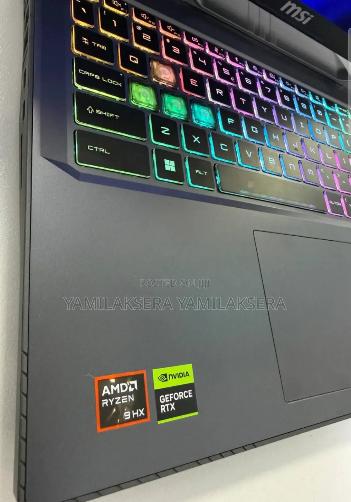 New Laptop MSI Vector 16 HX AI A2XWIG 16GB AMD Ryzen 9 SSD 1T