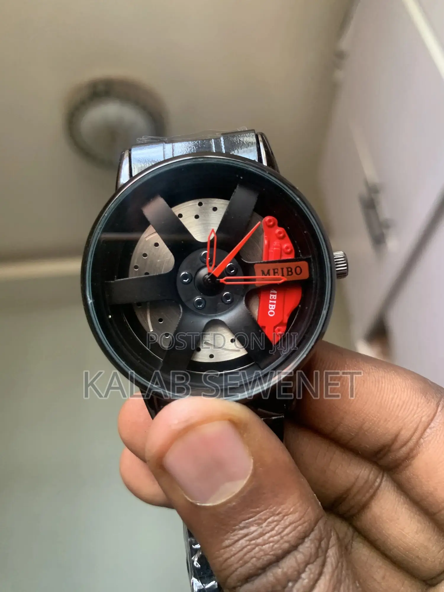 Car Wheel Rim Watch