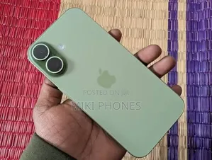 New Apple iPhone 17 256 GB