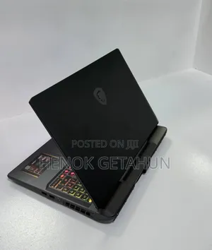 New Laptop MSI Vector 16 HX AI A2XWIG 16GB AMD Ryzen 9 SSD 1T
