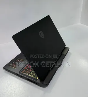 New Laptop MSI Vector 16 HX AI A2XWIG 16GB AMD Ryzen 9 SSD 1T