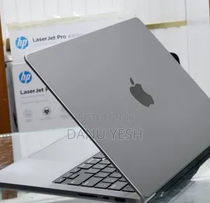 New Laptop Apple MacBook Pro 2021 M1 16GB Apple M1 Pro SSD 512GB