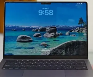 New Laptop Apple MacBook Pro M1 32GB Apple M1 Pro SSD 512GB