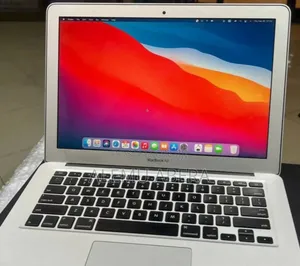 New Laptop Apple MacBook 2014 8GB Intel Core i7 SSD 128GB