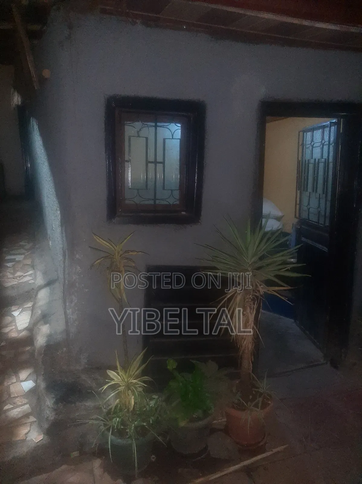 Furnished 2bdrm House in Yeka for sale
