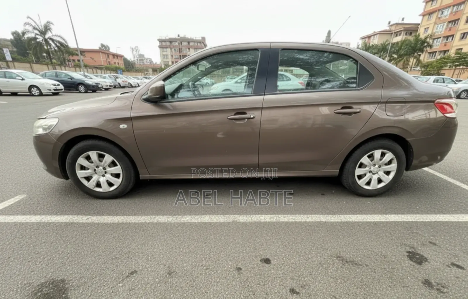 Peugeot 301 2016 Brown