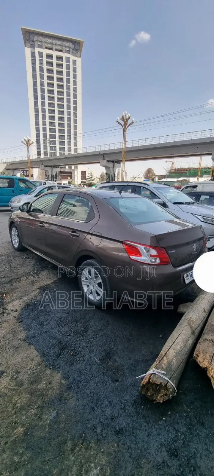 Peugeot 301 2016 Brown