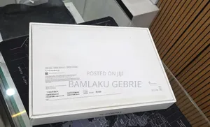 New Laptop Apple MacBook Air 2025 M4 15-inch 16GB Apple M4 SSD 256GB