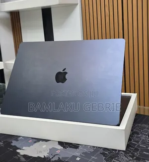 New Laptop Apple MacBook Air 2025 M4 15-inch 16GB Apple M4 SSD 256GB