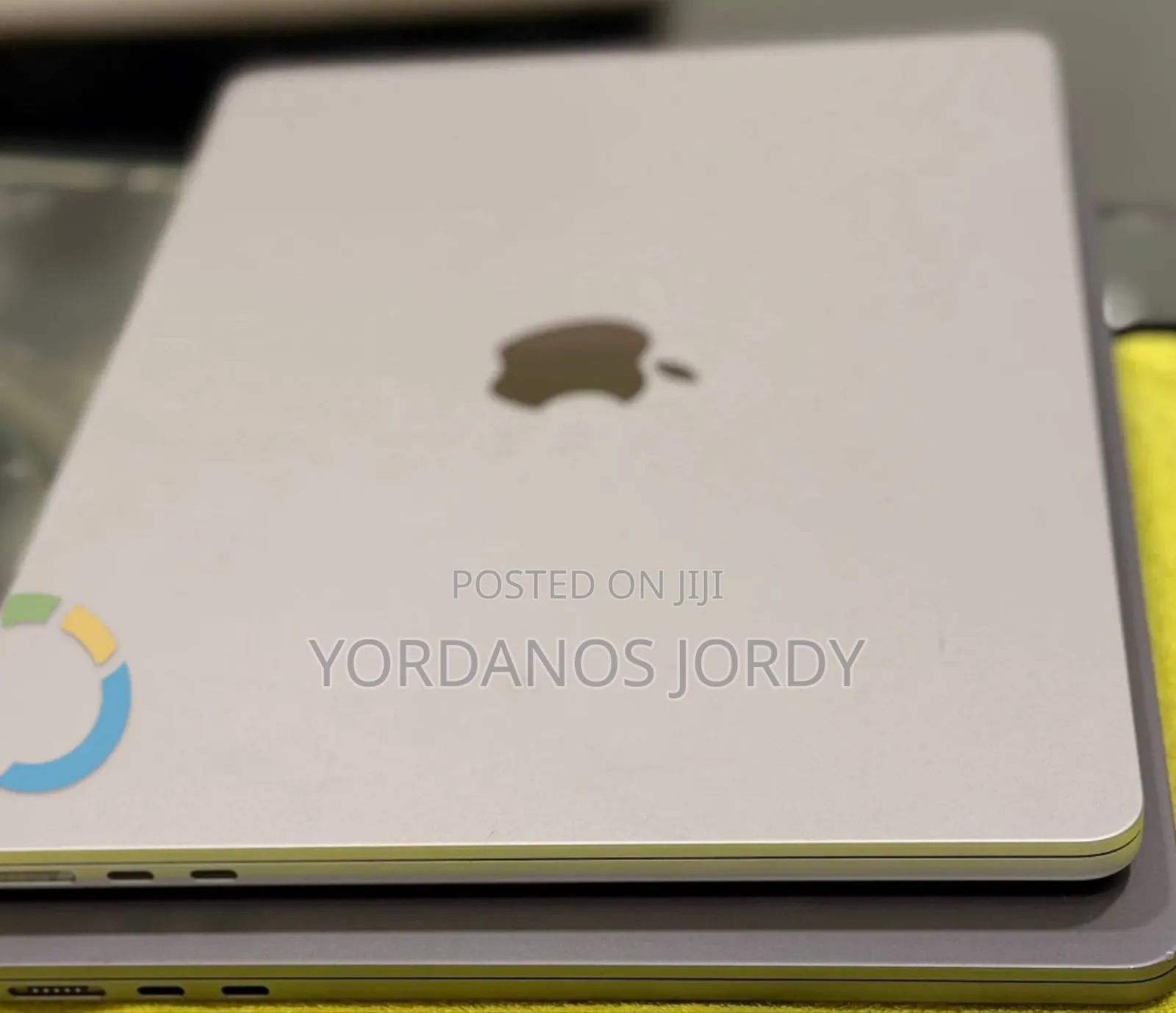 New Laptop Apple MacBook Air 2023 M2 8GB Apple M2 SSD 256GB