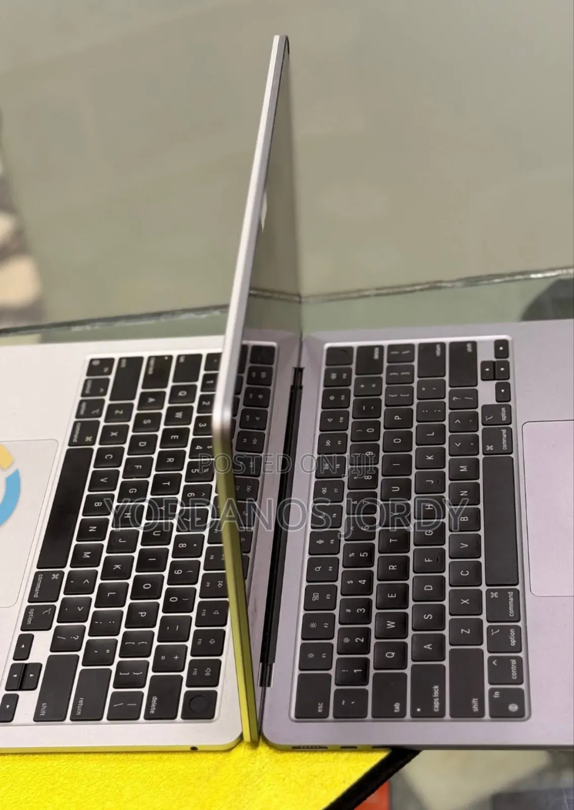 New Laptop Apple MacBook Air 2023 M2 8GB Apple M2 SSD 256GB