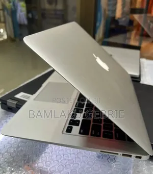 New Laptop Apple MacBook Air 2014 8GB Intel Core i5 SSD 128GB