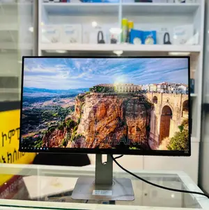 Dell Ultrasharp U2718q