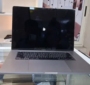 New Laptop Apple MacBook Pro 2019 32GB Intel Core i9 SSD 512GB