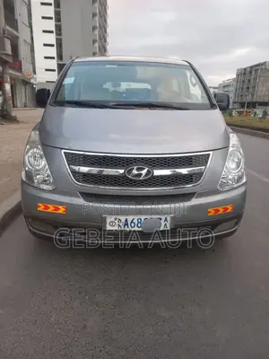 Hyundai Starex 2012 Silver