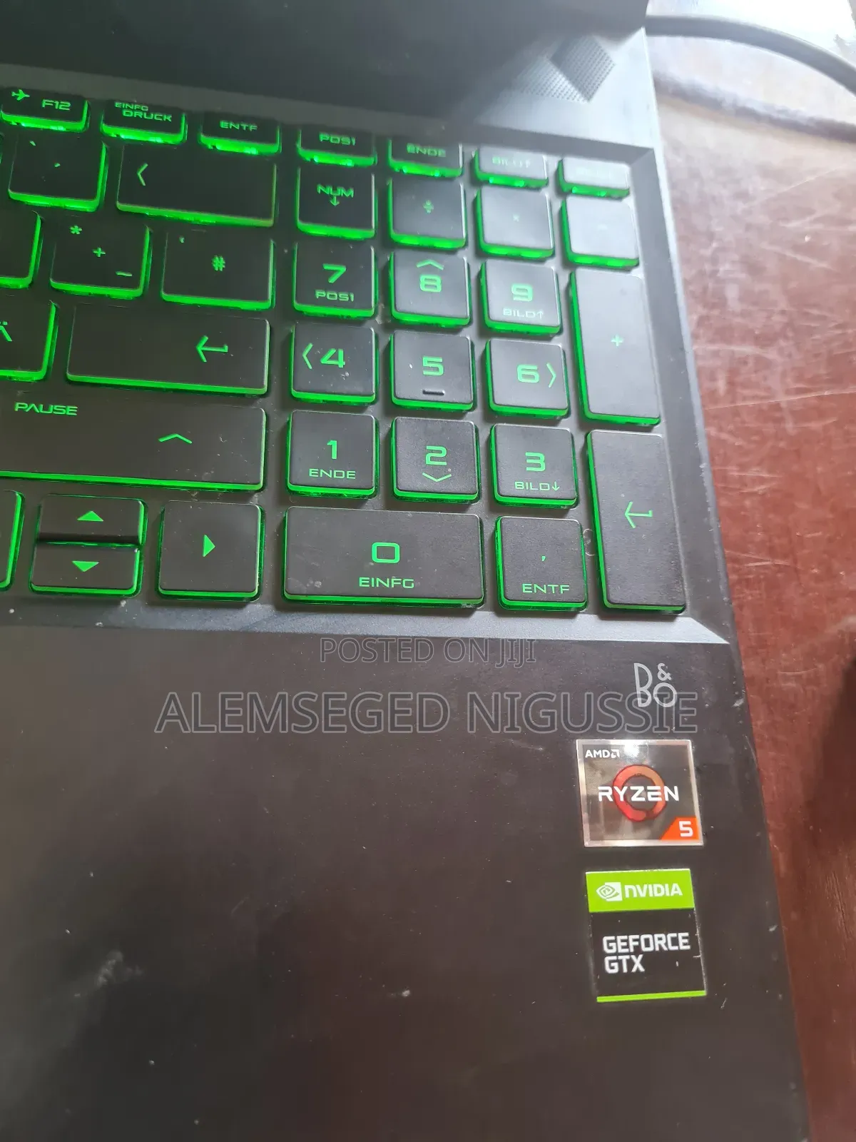 Laptop HP Pavilion 15 8GB AMD Ryzen 5 HDD+SSD 256GB