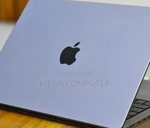 New Laptop Apple MacBook Pro M1 32GB Apple M1 Pro SSD 512GB