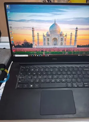 New Laptop Dell Precision 15 5540 16GB Intel Core i7 SSD 256GB