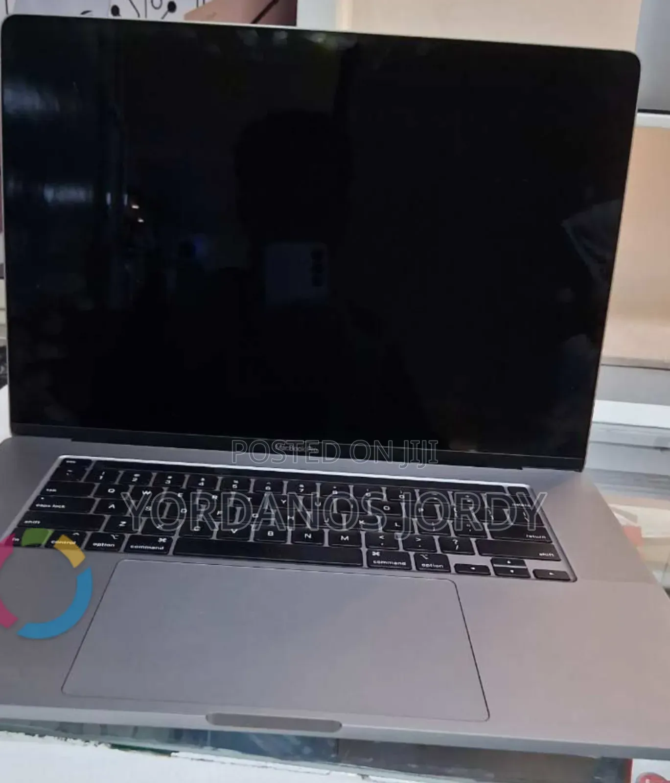 New Laptop Apple MacBook Pro 2019 32GB Intel Core i9 SSD 512GB